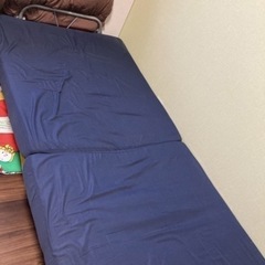 折り畳みベッド