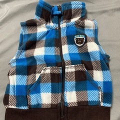 美品　Carter's 12M フリースベスト