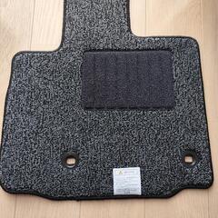 【値下げ】フリード 7人乗り eHEV GT 極厚 フロアシート 一式セットの画像