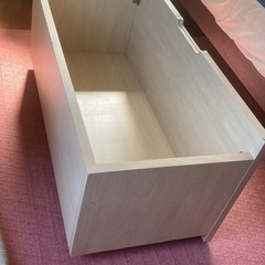 収納家具　キャスター付きボックス