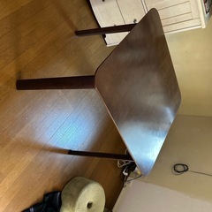 ダイニングテーブル