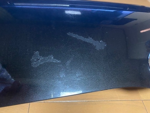 【値下げしました】ハイエース　ボンネット