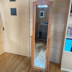 プーさんの姿見です。