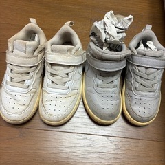NIKE 子供靴 15センチ 2足まとめ売り