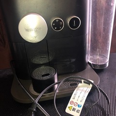ネスプレッソ　コーヒーメーカー　エキスパートブラック