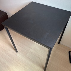 ダイニングテーブル（IKEA）