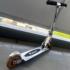 キックボード 子供 キックスケーター 子供用 キックスクーター キッズ 後輪 ブレーキ付 の画像