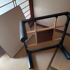 リバーシブルテーブルの画像