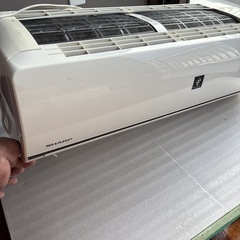 シャープ製　18畳用エアコン★10,000円‼️