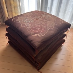 未使用品　座布団まとめて７枚の画像