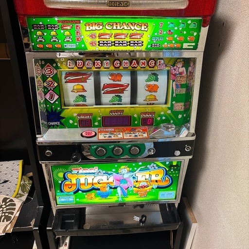 パチスロ！4号機！ファイナルジャグラー(中身はガール)