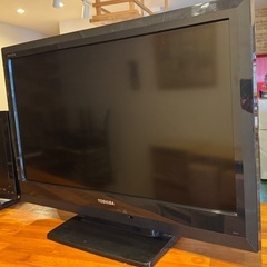 TOSHIBA 32型テレビ