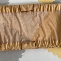 ベビー　ベッドフェンス　安全対策