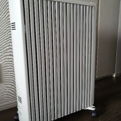 デロンギオイルヒーター　091521TEC 100V 1500W