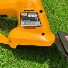 RYOBI電気バリカン　芝刈り草刈りの画像