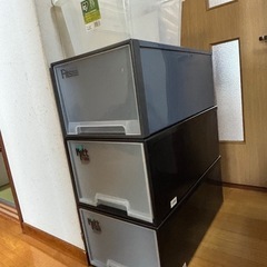 取引中です　　5月5日　引き取り限定！　先着順になります！！衣装ケース3個 　