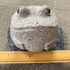 カエルの置き物の画像