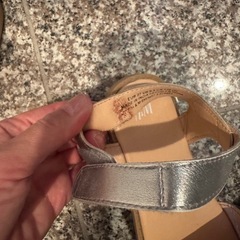 2足セット★ 女の子18cm サンダル　スニーカーの画像