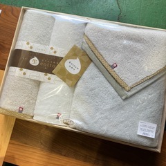 【新品】今治タオル　バスタオル　フェイスタオル　木箱入り