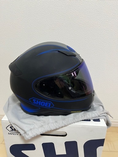 美品　SHOEIのフルフェイス