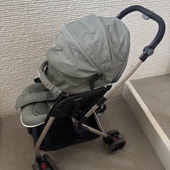 美品　アップリカ　オプティア　ベビーカーの画像