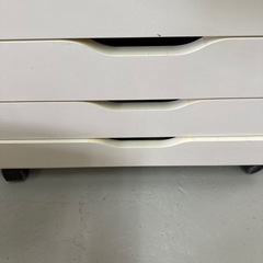 【難あり】IKEA 引き出しユニット キャスター付き, ホワイト, 67x66 cmの画像
