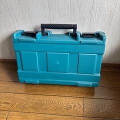 マキタ PT353D ケースの画像
