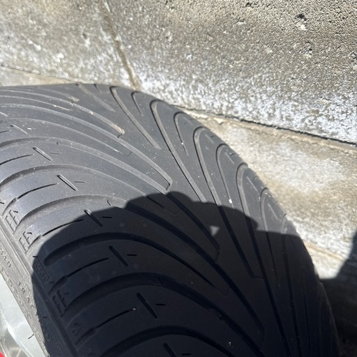 レグザス18インチアルミ　51エルグランドに使用