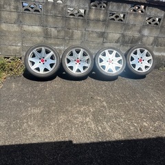 レグザス18インチアルミ　51エルグランドに使用