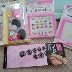 ネイルシールやネイルチップ色々セット