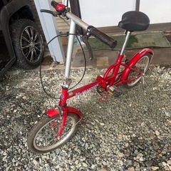 折りたたみ自転車の画像