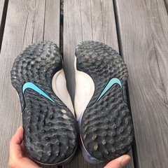 NIKE トレーニングシューズ　21.5cmの画像
