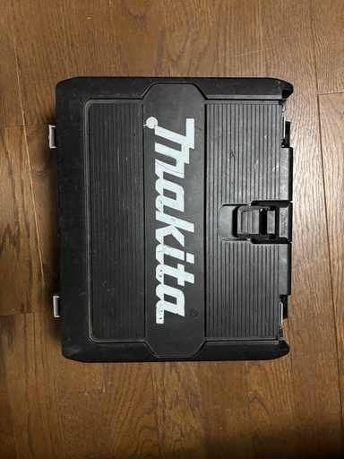 マキタ インパクトドライバー 
フルセット