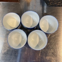 【引き取り限定】中古品　有田焼　波佐見焼　湯呑み　5個セット　ダミミツ葉花　茶器の画像