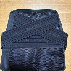 美品バンテリン 腰椎コルセット Mサイズ ブラックの画像