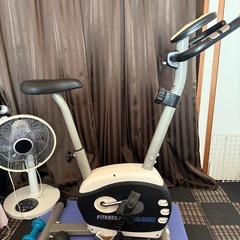 FITNESS PRO. ALINCO エアロバイク、
フィット...