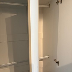 ワードローブ　クローゼット　衣類収納　姿見付き　の画像