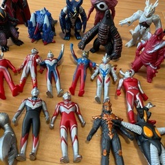 ウルトラマン　ソフビ25体セットの画像
