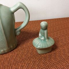 【骨董美術？】中国 龍泉 象 ゾウ 水差し 青磁 龍泉窯 急須 陶磁器 陶芸 工芸品 アンティーク 花瓶 置物の画像