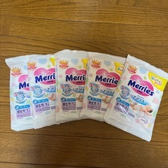 オムツ