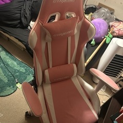 ゲーミングチェア　ピンク　中古