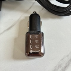 4連シガーソケット分配スイッチ付きとトランスミッターBluetoothの画像