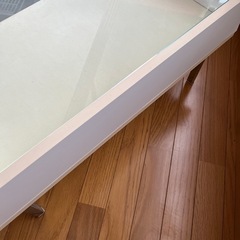 ガラス ローテーブル(取引中）の画像