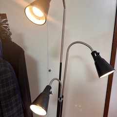 【暖色LED フレキシブルアーム】間接照明の画像