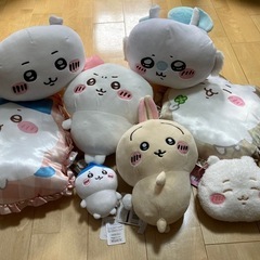 ①【周辺お届け可※要相談】値下げ　早い者勝ち　ちいかわぬいぐるみ、バッグ、クッションまとめ　価格そのまま1点追加しましたの画像
