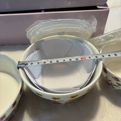 フルリール　高気密レンジパック3Pセット　新品未使用　　食器　タッパー　皿　花柄　調理器具　鍋　フライパン　の画像
