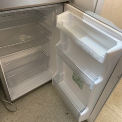 K2505-082 AQUA ノンフロン直冷式冷凍冷蔵庫 AQR-111F 2017年製 動作確認済 キズ汚れ有りの画像