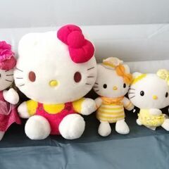 ぬいぐるみ①　キティ４体