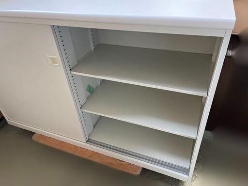 【自社配送は札幌市内限定】スチール製 収納付き受付カウンター ハイカウンター 幅150cm スチール棚 収納棚 オフィス家具