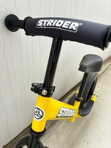 【付属品多数】ストライダースポーツモデル 12インチ イエロー ヘルメット プロテクター エルボー&ニーバッドセット 付属品多数】ストライダースポーツモデル 12インチ イエロー